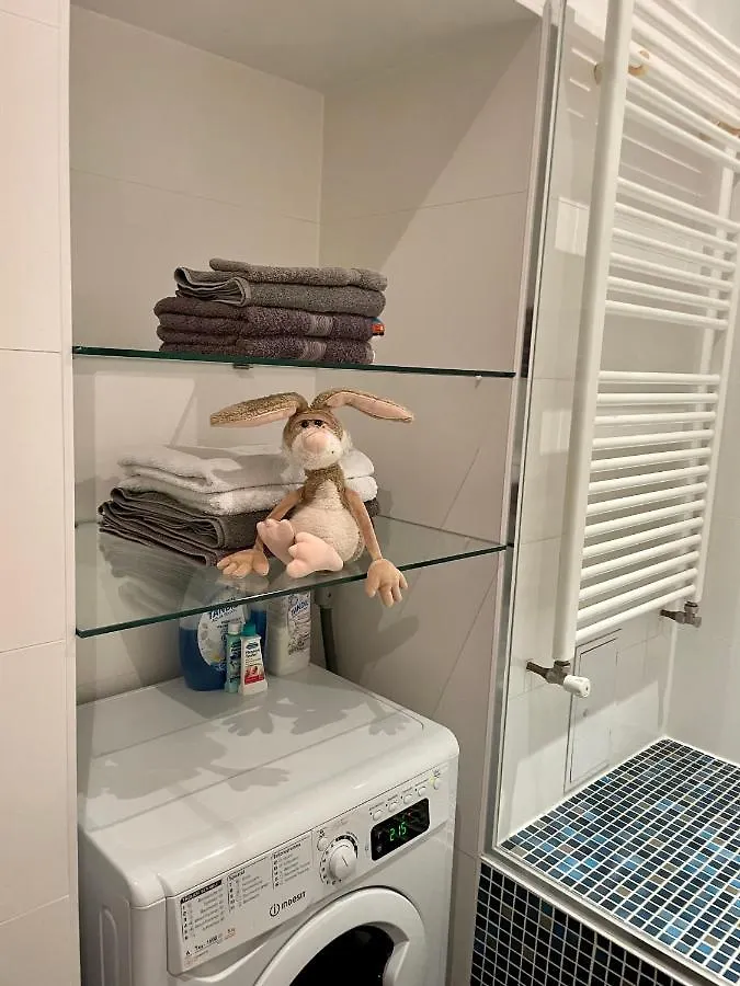 Feel At Home - Self Check In Вена